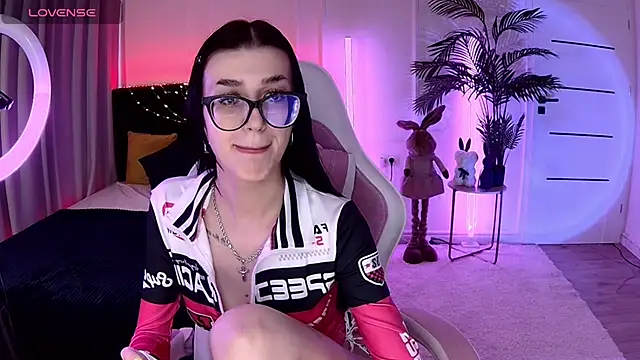 Ariella Me online show from 25, 6, 2026