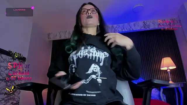 EvangelineJoness online show from 6, 7, 2026