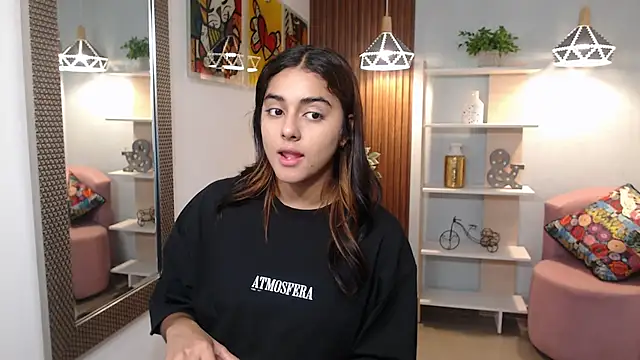 Snapshot of _Lucy_Grey_ chatting on 12, 6, 2026 Lucy Grey online show from 12, 6, 2026