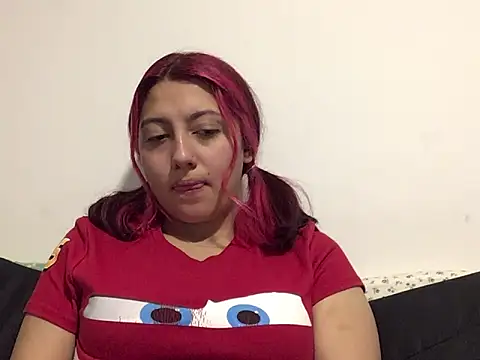 Emma Cut online show from 4, 6, 2026