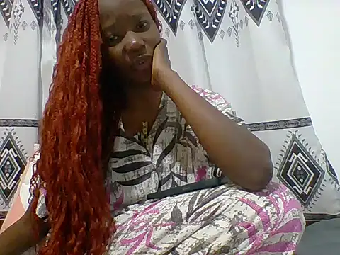 Shania loveer online show from 25, 6, 2026