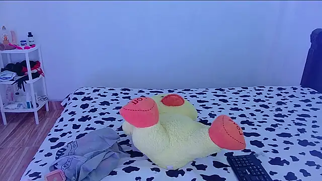 Snapshot of phuwin_bj chatting on 7, 7, 2026 phuwin bj online show from 7, 7, 2026
