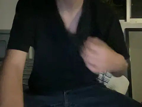 Snapshot of candyperfumeboy chatting on 26, 5, 2026 candyperfumeboy online show from 26, 5, 2026