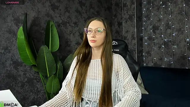 Alexa Carte online show from 19, 6, 2026
