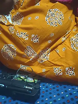 Snapshot of geetha431 chatting on 30, 5, 2026 geetha431 online show from 30, 5, 2026