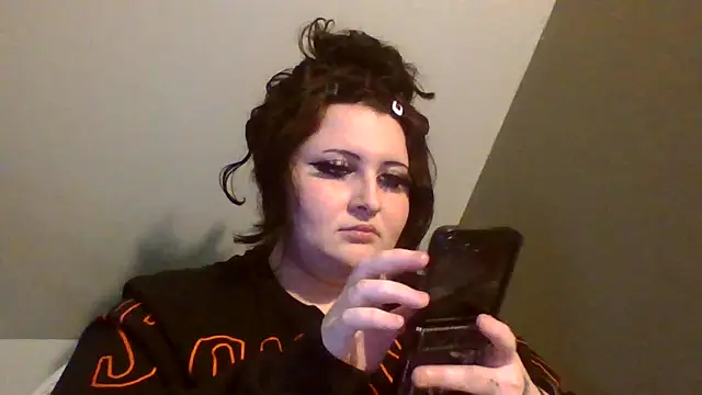 Snapshot of worshipclem chatting on 23, 5, 2026 worshipclem online show from 23, 5, 2026