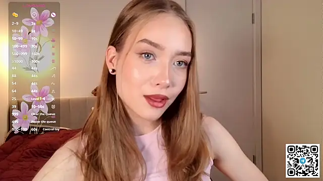 Snapshot of CassieVale chatting on 12, 6, 2026 CassieVale online show from 12, 6, 2026