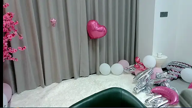 Snapshot of yan-0705 chatting on 3, 6, 2026 yan-0705 online show from 3, 6, 2026