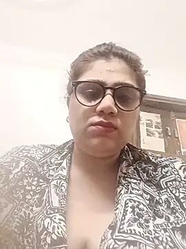 Snapshot of yourchahat27 chatting on 16, 6, 2026 yourchahat27 online show from 16, 6, 2026