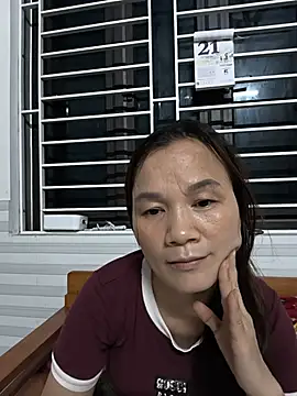 Snapshot of Lye_lovely chatting on 21, 5, 2026 Lye lovely online show from 21, 5, 2026