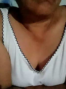 Snapshot of Bong_sexy chatting on 2, 7, 2026 Bong sexy online show from 2, 7, 2026