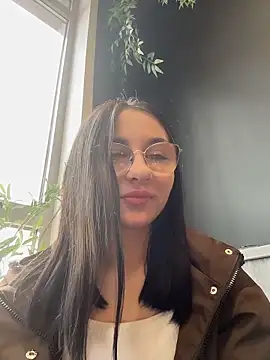 Snapshot of KameliaMur chatting on 22, 5, 2026 KameliaMur online show from 22, 5, 2026