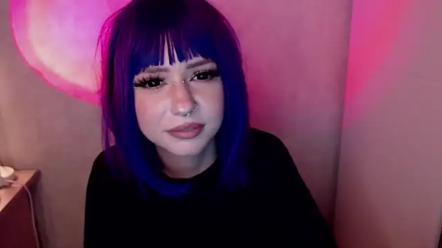 Snapshot of YunaLeaf chatting on 6, 8, 2026 YunaLeaf online show from 6, 8, 2026