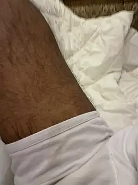 sexy man 22 online show from 23, 5, 2026