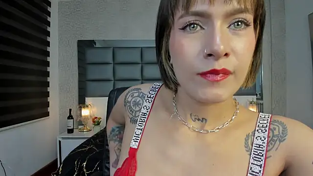 Snapshot of Mrs_Regina_clk chatting on 6, 6, 2026 Mrs Regina clk online show from 6, 6, 2026