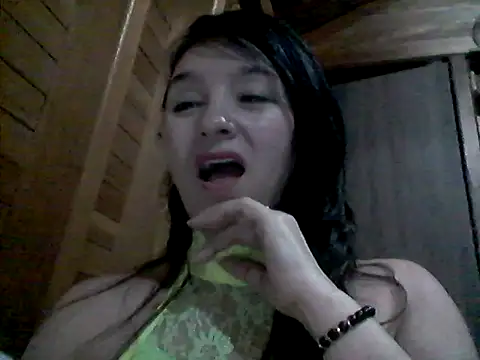 Anlly garcia002 online show from 25, 6, 2026