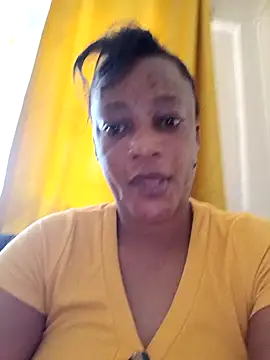 Snapshot of QueenLave chatting on 22, 5, 2026 QueenLave online show from 22, 5, 2026