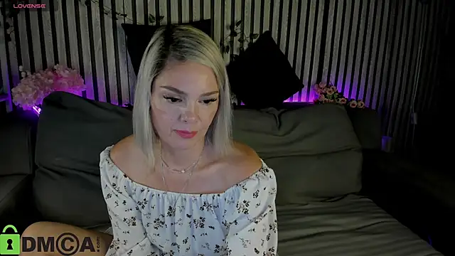 Snapshot of Betty_Brock chatting on 9, 6, 2026 Betty Brock online show from 9, 6, 2026