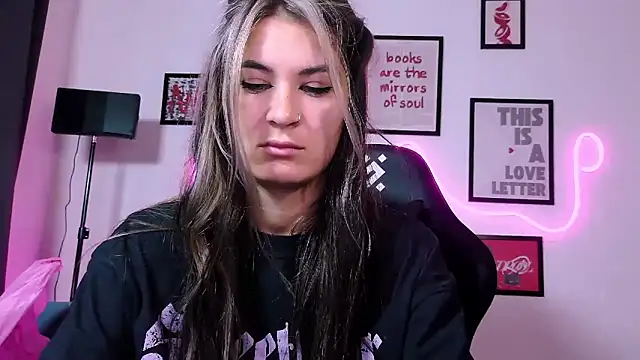 Snapshot of AlisaFrost chatting on 29, 5, 2026 AlisaFrost online show from 29, 5, 2026