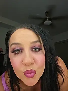 Snapshot of CreamVixen chatting on 24, 7, 2026 CreamVixen online show from 24, 7, 2026
