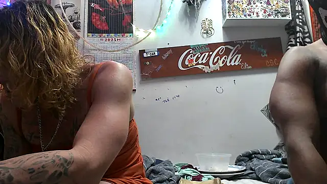 Snapshot of VanillaSnowcones chatting on 15, 6, 2026 VanillaSnowcones online show from 15, 6, 2026