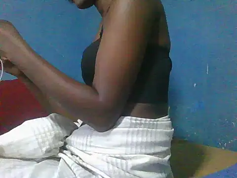 Snapshot of Petite-divaa chatting on 22, 6, 2026 Petite-divaa online show from 22, 6, 2026