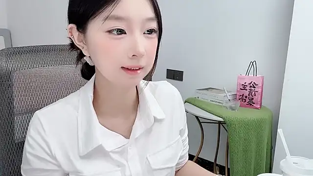 Yoyo33355 online show from 21, 6, 2026