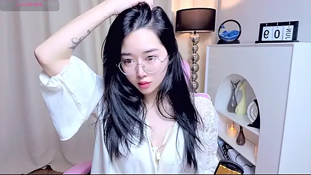 Snapshot of miuu6868 chatting on 11, 6, 2026 miuu6868 online show from 11, 6, 2026