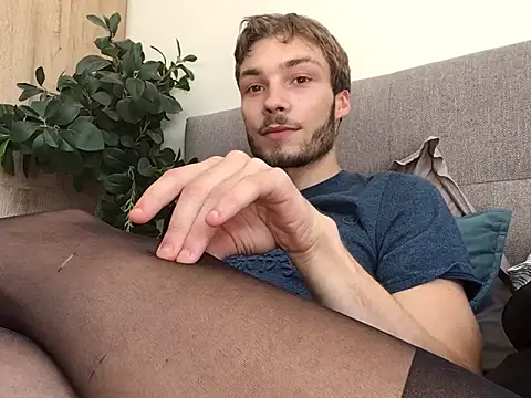 PrecededPolenta online show from 16, 6, 2026