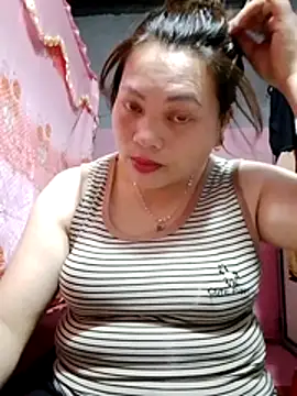 Snapshot of Qie_qir chatting on 25, 5, 2026 Qie qir online show from 25, 5, 2026