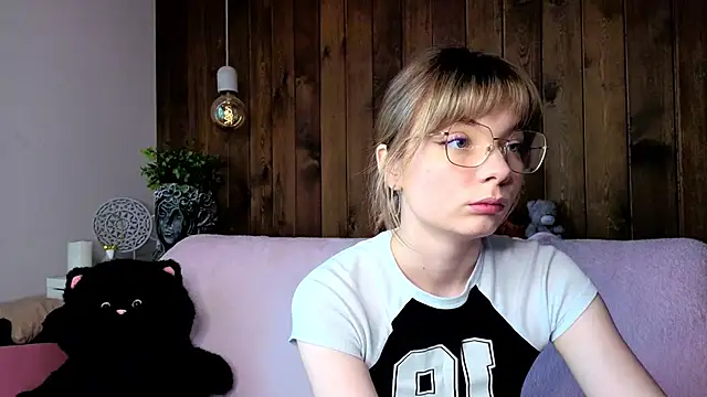 Snapshot of IvoryPesante chatting on 12, 6, 2026 IvoryPesante online show from 12, 6, 2026