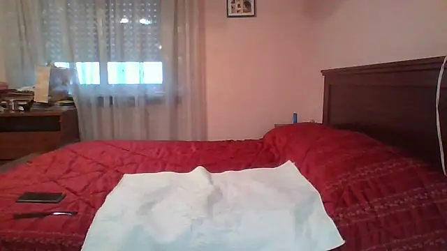 Snapshot of ItalianBigBoobs chatting on 19, 12, 2024 ItalianBigBoobs online show from 19, 12, 2024