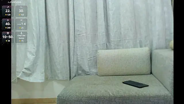 PreettyMiaa online show from 5, 6, 2026