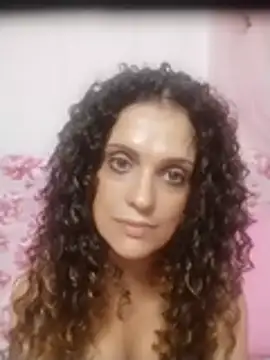 Snapshot of angelaxxx83 chatting on 23, 7, 2026 angelaxxx83 online show from 23, 7, 2026