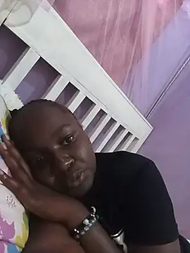 Snapshot of Ebonylouisa chatting on 12, 7, 2026 Ebonylouisa online show from 12, 7, 2026