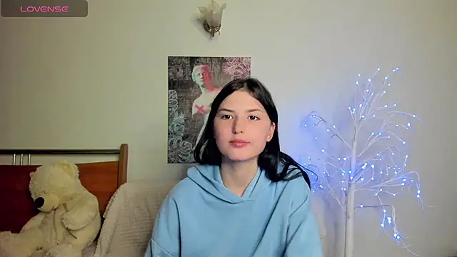 Snapshot of Kira_Devi chatting on 25, 5, 2026 Kira Devi online show from 25, 5, 2026