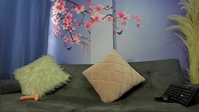 Snapshot of MaddySkyy chatting on 10, 7, 2026 MaddySkyy online show from 10, 7, 2026