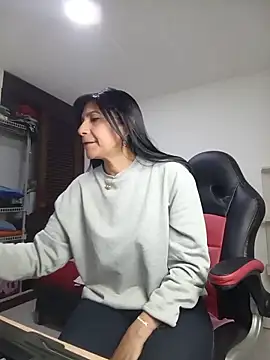 Snapshot of Samantha01_Rosse01 chatting on 15, 6, 2026 Samantha01 Rosse01 online show from 15, 6, 2026