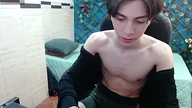 Snapshot of Julesx15 chatting on 7, 6, 2026 Julesx15 online show from 7, 6, 2026