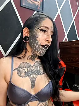 Snapshot of Venom-Luna chatting on 4, 6, 2026 Venom-Luna online show from 4, 6, 2026