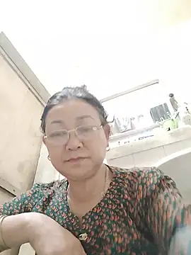 Snapshot of Orio-baby chatting on 18, 6, 2026 Orio-baby online show from 18, 6, 2026