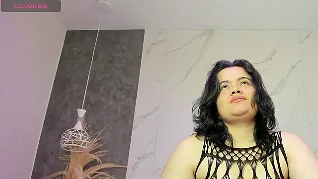 Snapshot of Vicky-Mooree chatting on 9, 7, 2026 Vicky-Mooree online show from 9, 7, 2026