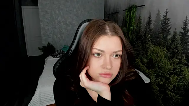 Snapshot of Maya-Mimi chatting on 6, 7, 2026 Maya-Mimi online show from 6, 7, 2026