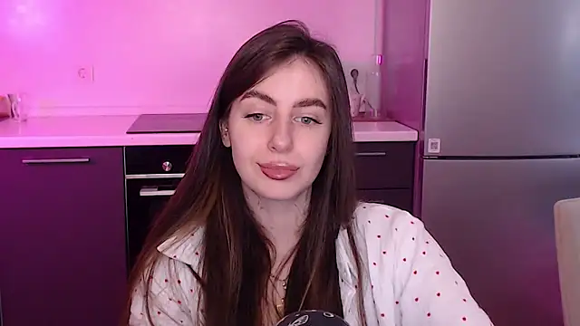 Snapshot of MuseMia chatting on 16, 6, 2026 MuseMia online show from 16, 6, 2026