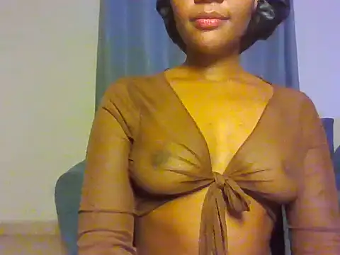 Snapshot of DivineDollx chatting on 20, 6, 2026 DivineDollx online show from 20, 6, 2026