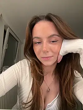 Snapshot of Cherry-Bean chatting on 28, 5, 2026 Cherry-Bean online show from 28, 5, 2026