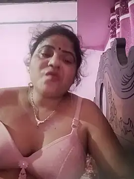 Snapshot of Maya_Vabi chatting on 3, 7, 2026 Maya Vabi online show from 3, 7, 2026