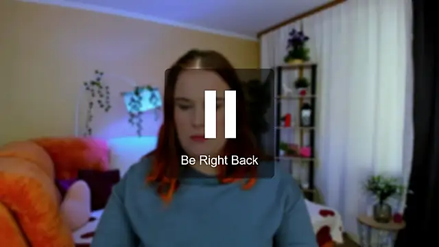 OliviaTwens online show from 5, 6, 2026
