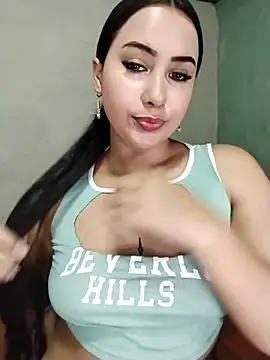 Snapshot of shantall_cute chatting on 5, 6, 2026 shantall cute online show from 5, 6, 2026