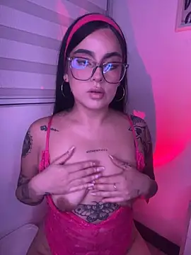 Snapshot of April_sutra chatting on 25, 6, 2026 April sutra online show from 25, 6, 2026